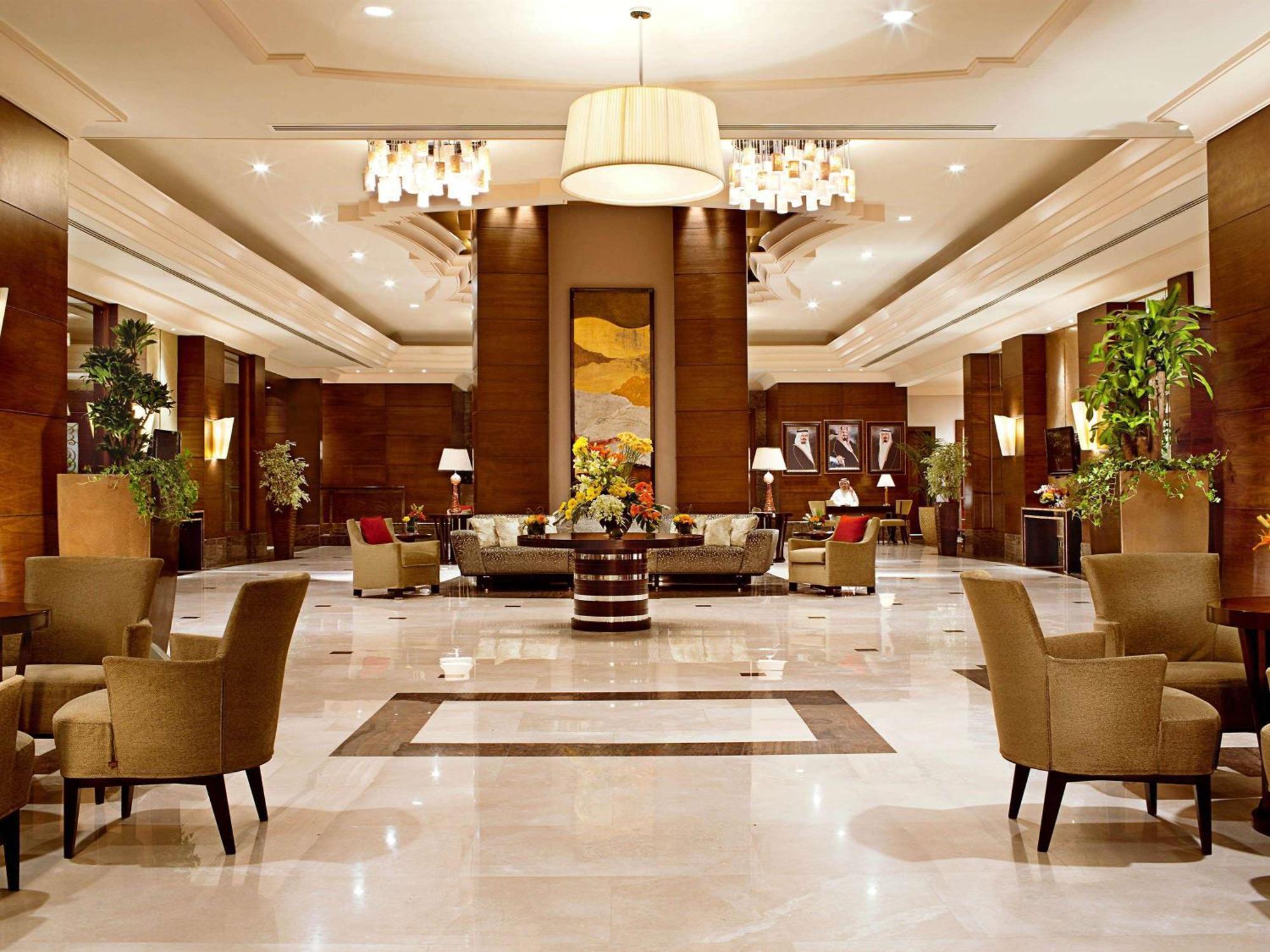 Raffles Makkah Palace Mekka Buitenkant foto Lobby